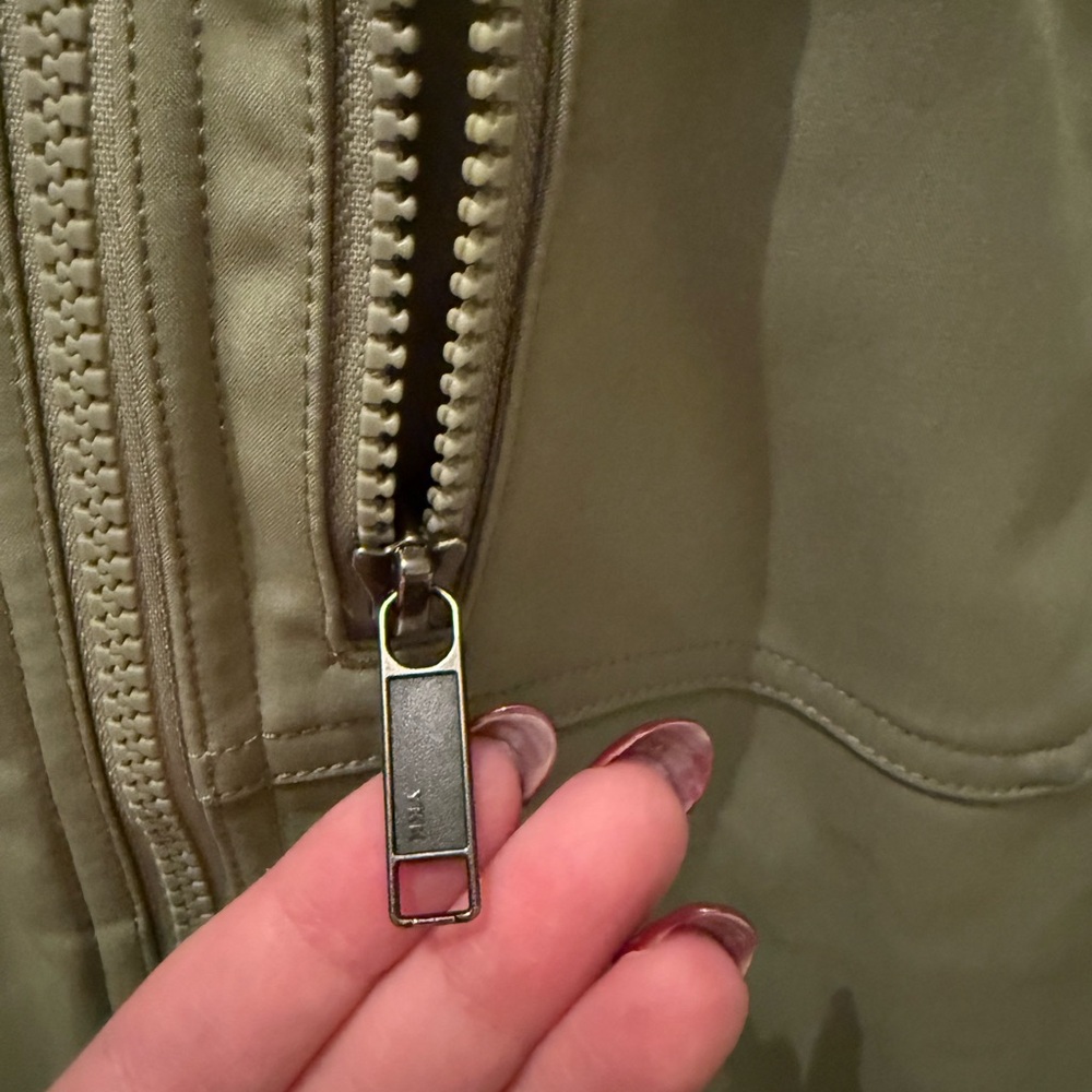 Patagonia Sage Green Performance Jacket - Picture 5 of 14